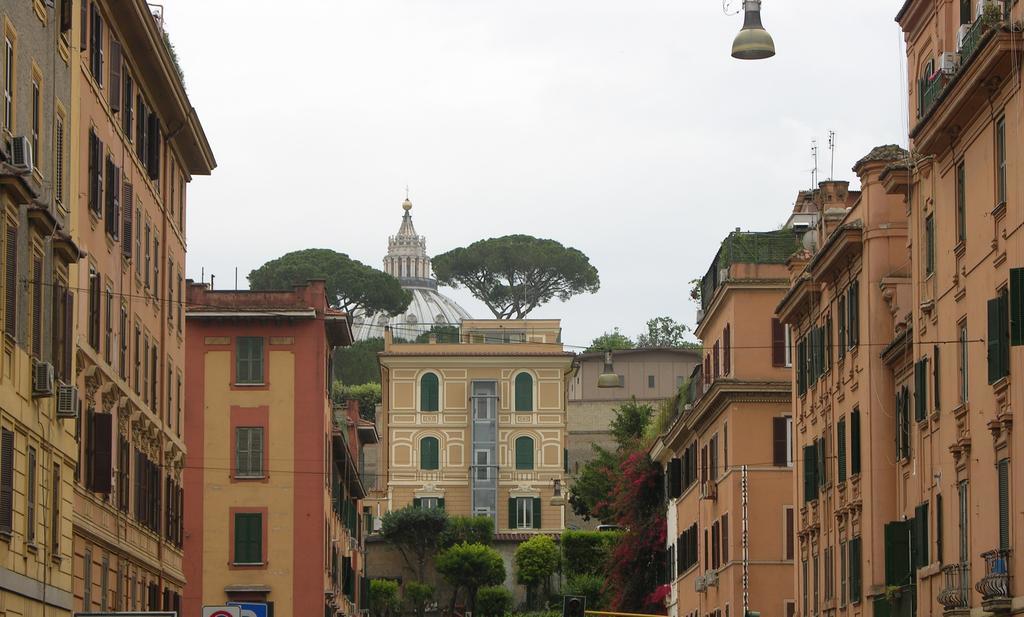 Vatican White Domus Rome Exterior photo